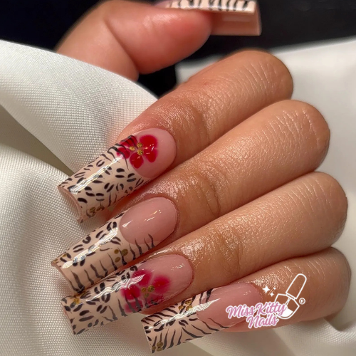 iWIN™ MissKittyNails® Hand Made Acrylic Press On Nails