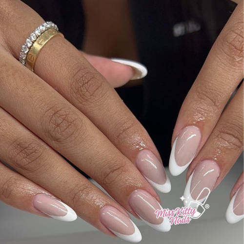 MissKittyNails®   EssentialEve™ Simple Almond French Tip Nails ♡Delivery Included♡